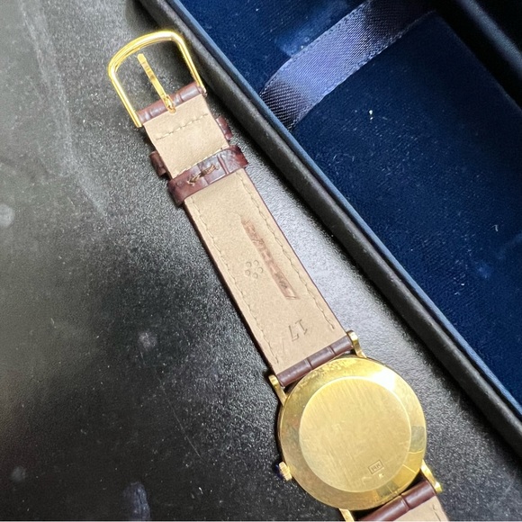 TIFFANY & CO 14K YELLOW GOLD CLASSIC ROUND WHITE DIAL QUARTZ WATCH - Picture 5 of 11